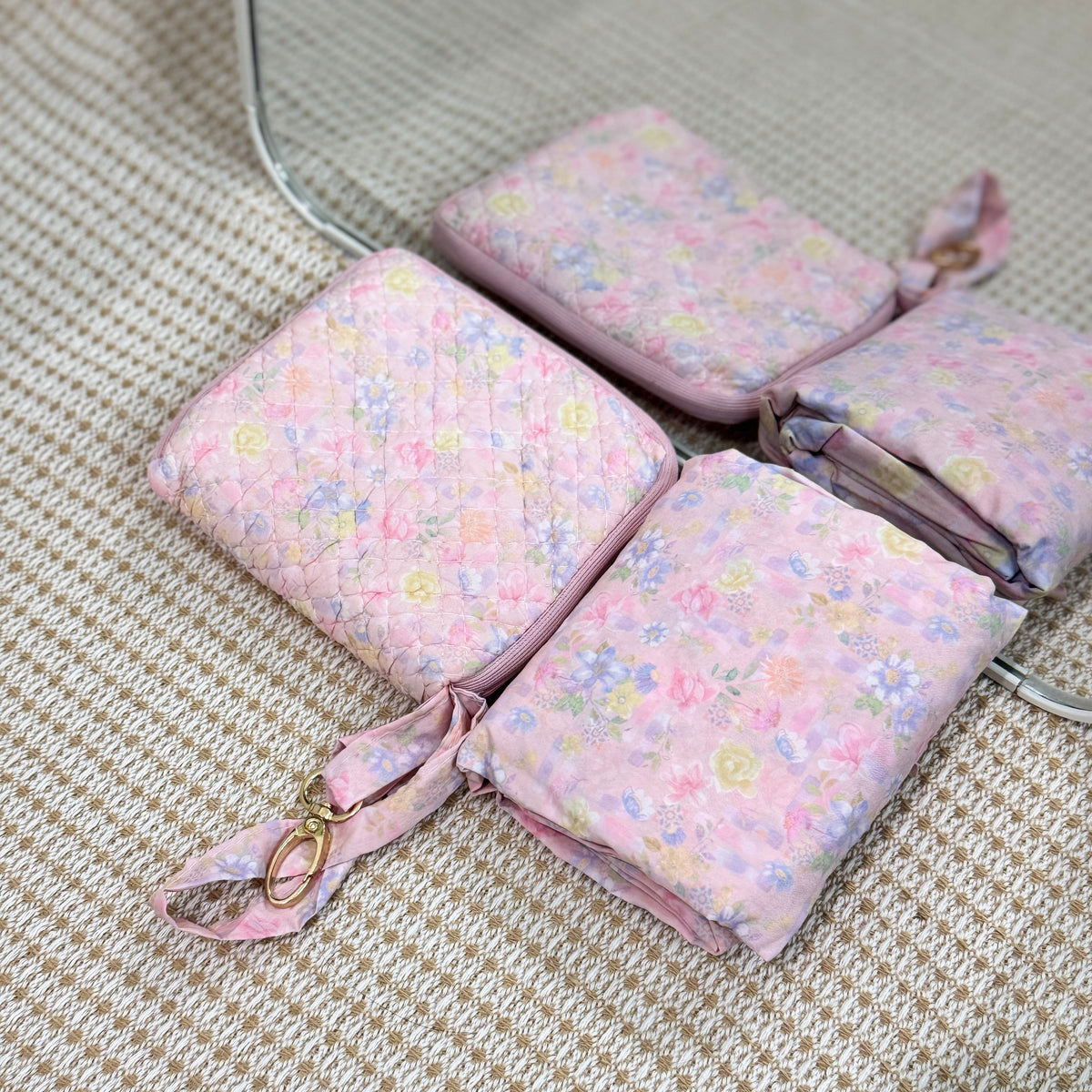 NAYLAA Telekung Travel Mini Pouch Square 2in1 Pastel Floral Pattern Prayer Set 200g