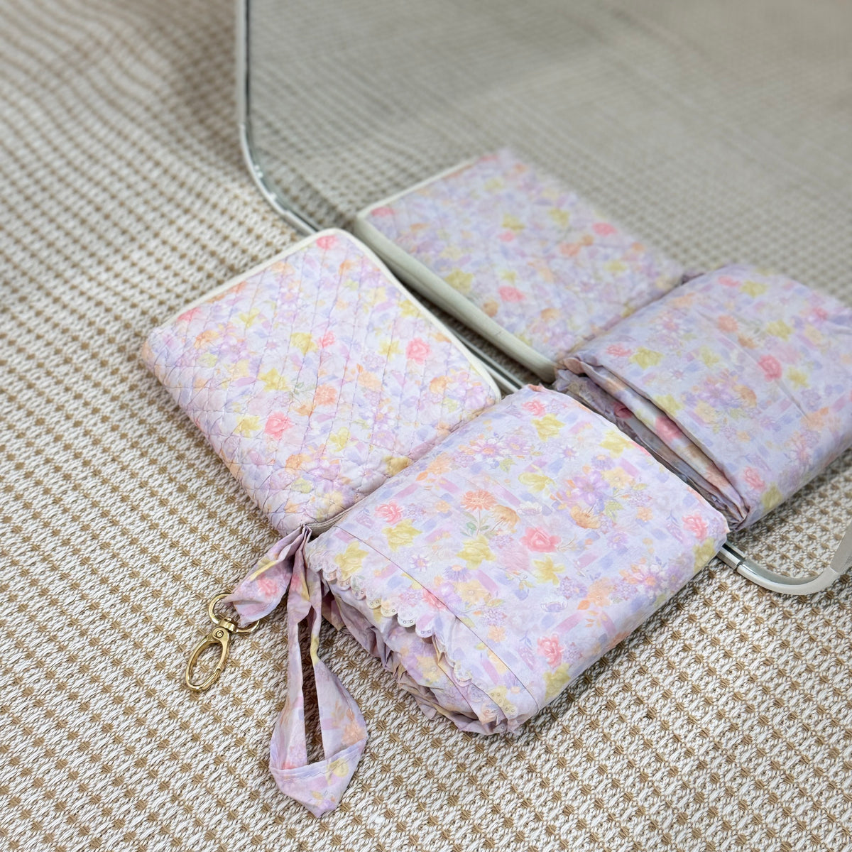 NAYLAA Telekung Travel Mini Pouch Square 2in1 Pastel Floral Pattern Prayer Set 200g