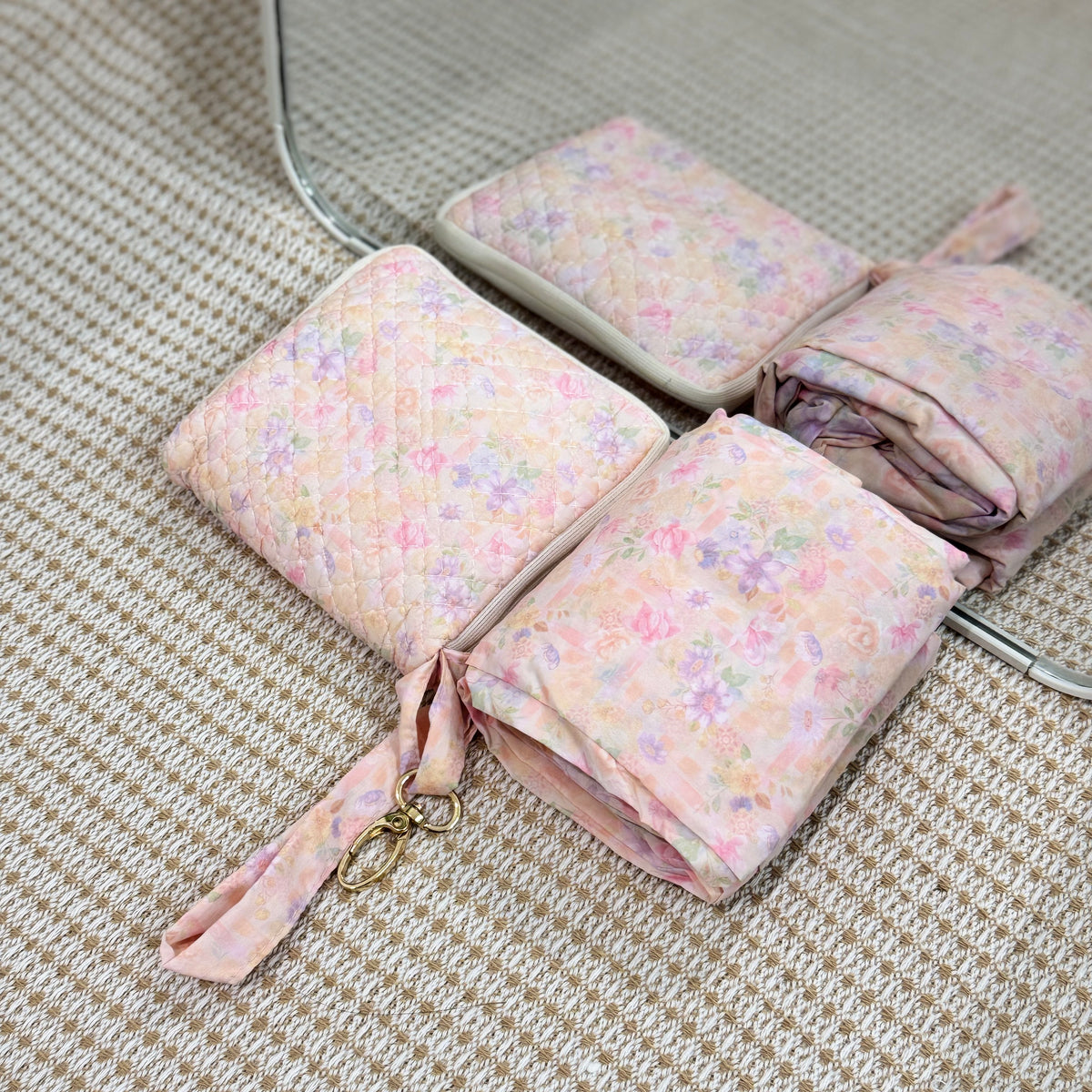 NAYLAA Telekung Travel Mini Pouch Square 2in1 Pastel Floral Pattern Prayer Set 200g